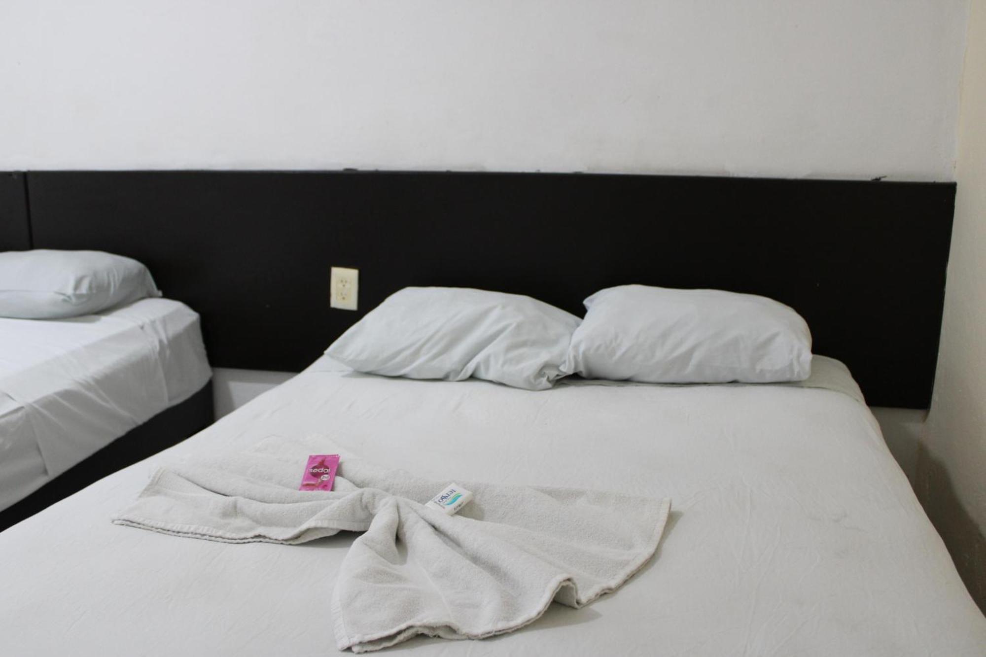 Oyo Hotel Colibri 체투말 외부 사진
